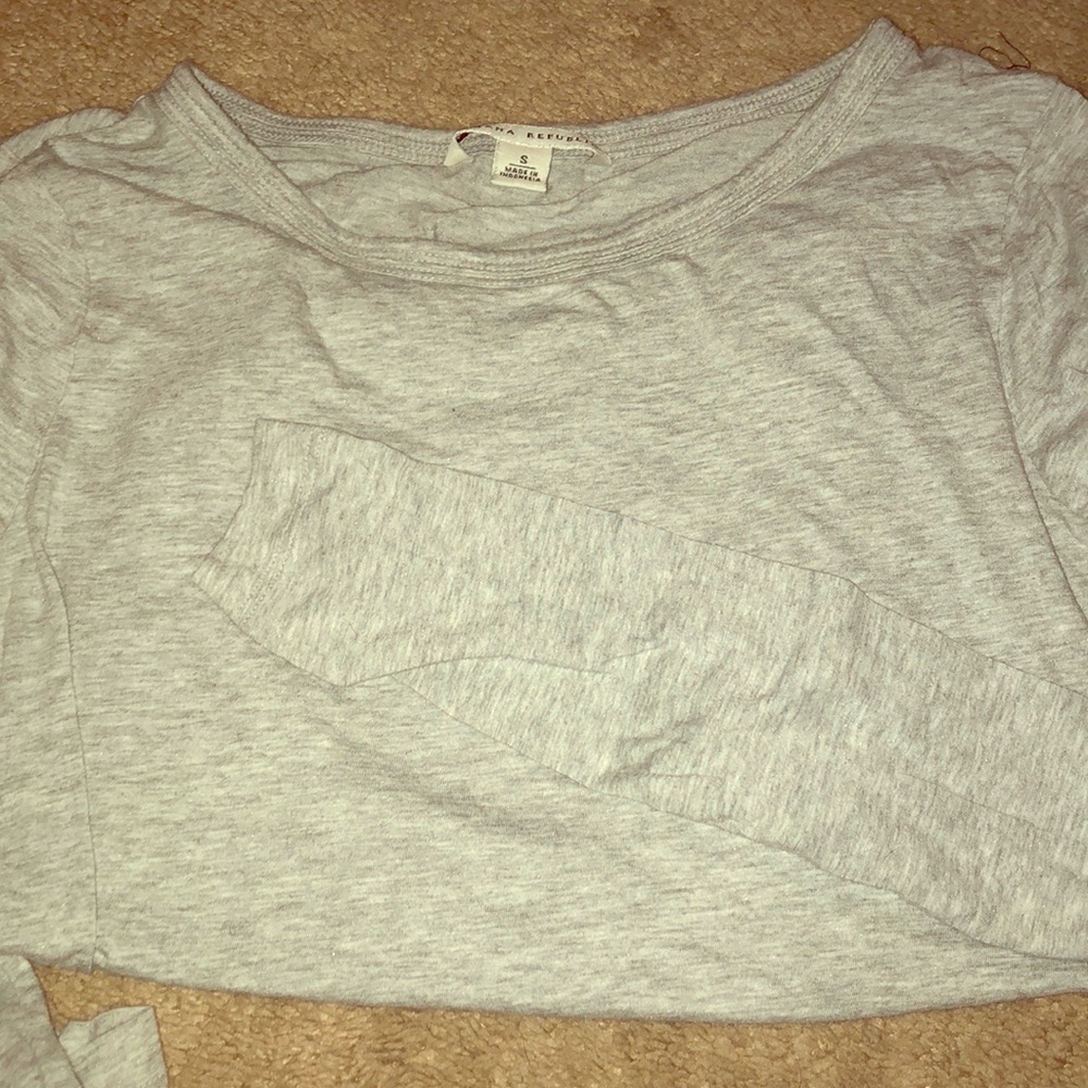 Long-sleeve crew neck